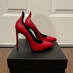 Yves Saint Laurent YSL Paris 110 Escarpin Thorn red leather pumps, sz39.5/US9.5